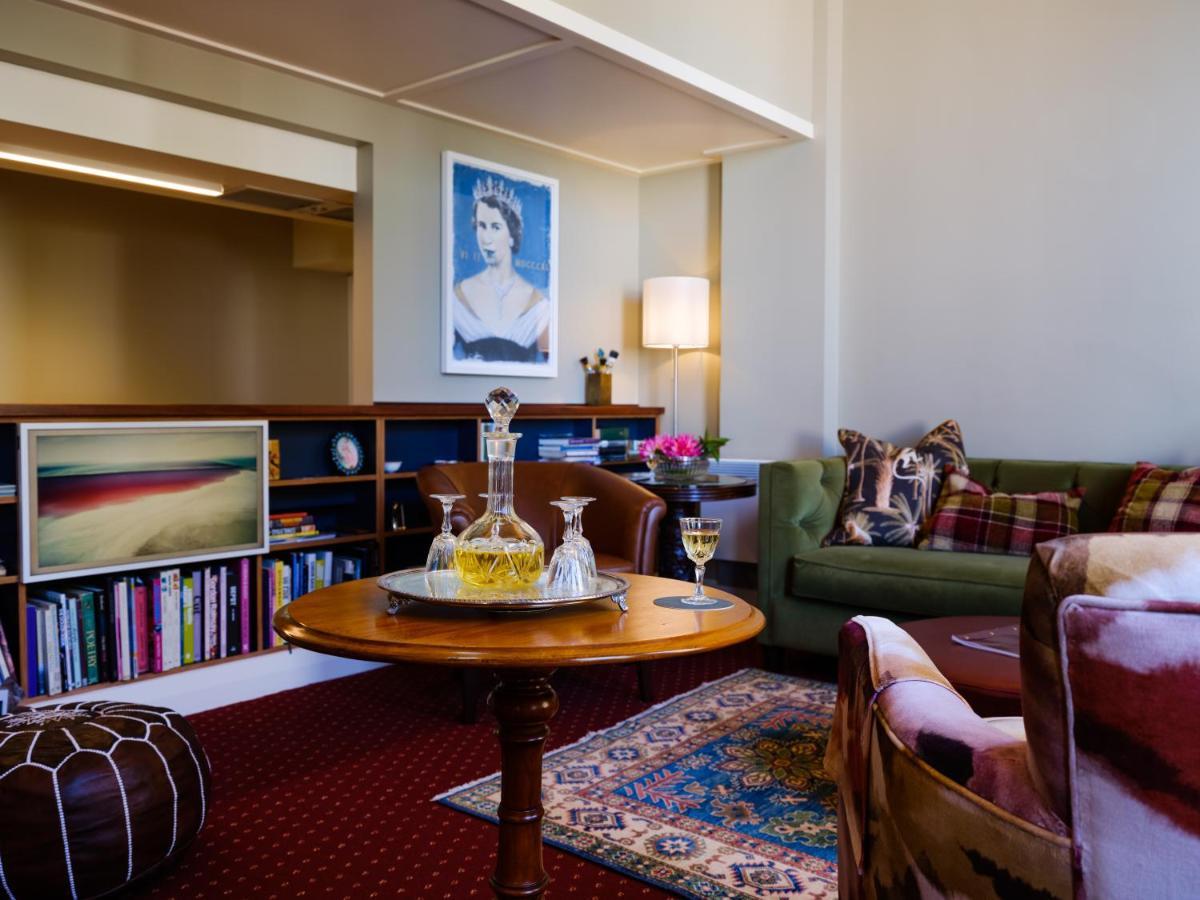 Bell Hill Apartments Dunedin Buitenkant foto